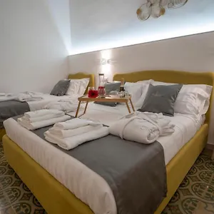 Dimora Fantasia Charme Bed and breakfast